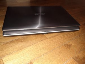 Un mois avec l’Asus UX31 IMG 20111225 005512 e1325228861409 300x225 Un mois avec l’Asus UX31