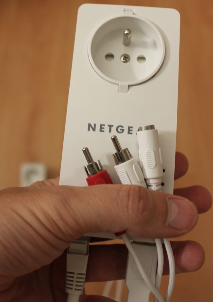 CPL Netgear 4 722x1024 CPL + Musique = Music Extender